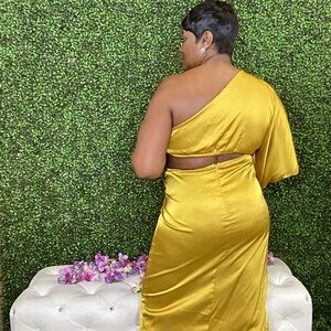 One shoulder cropped satin dress